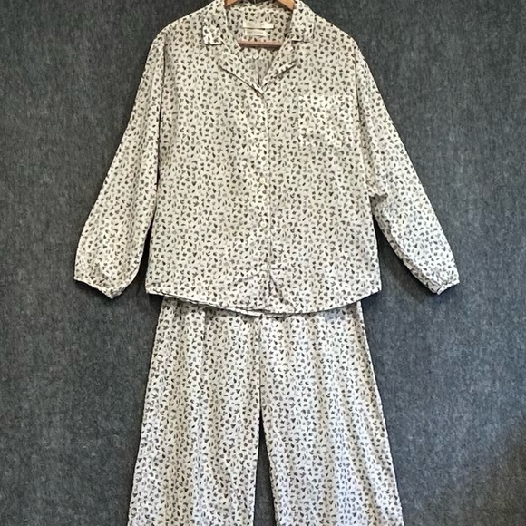 Christy Dawn Pajamas The Blake size SMALL PJ set Fauna print top and bottoms - Picture 1 of 15